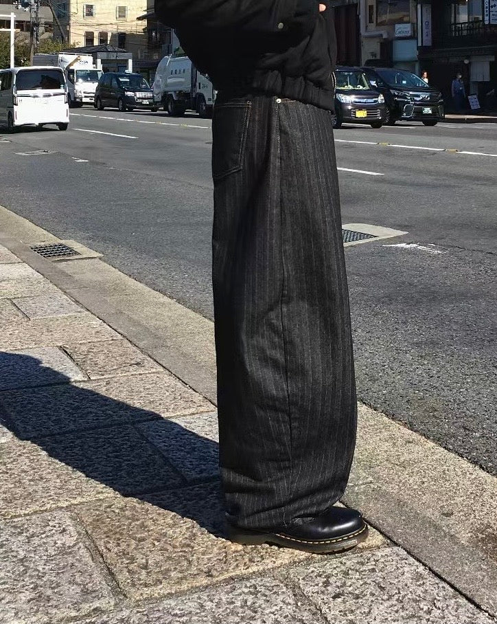 直條紋彎刀牛仔褲