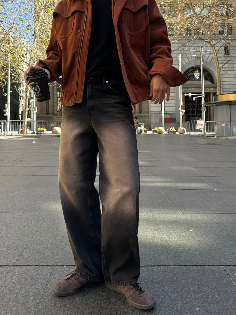 造舊洗水牛仔褲