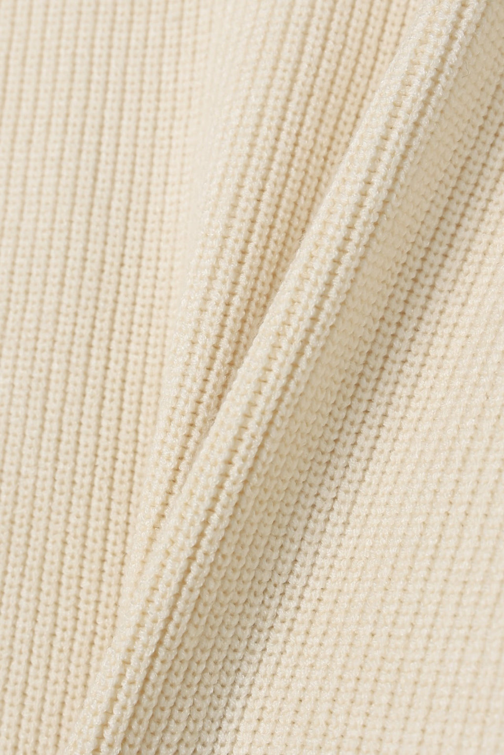 純色圓領針織上衣