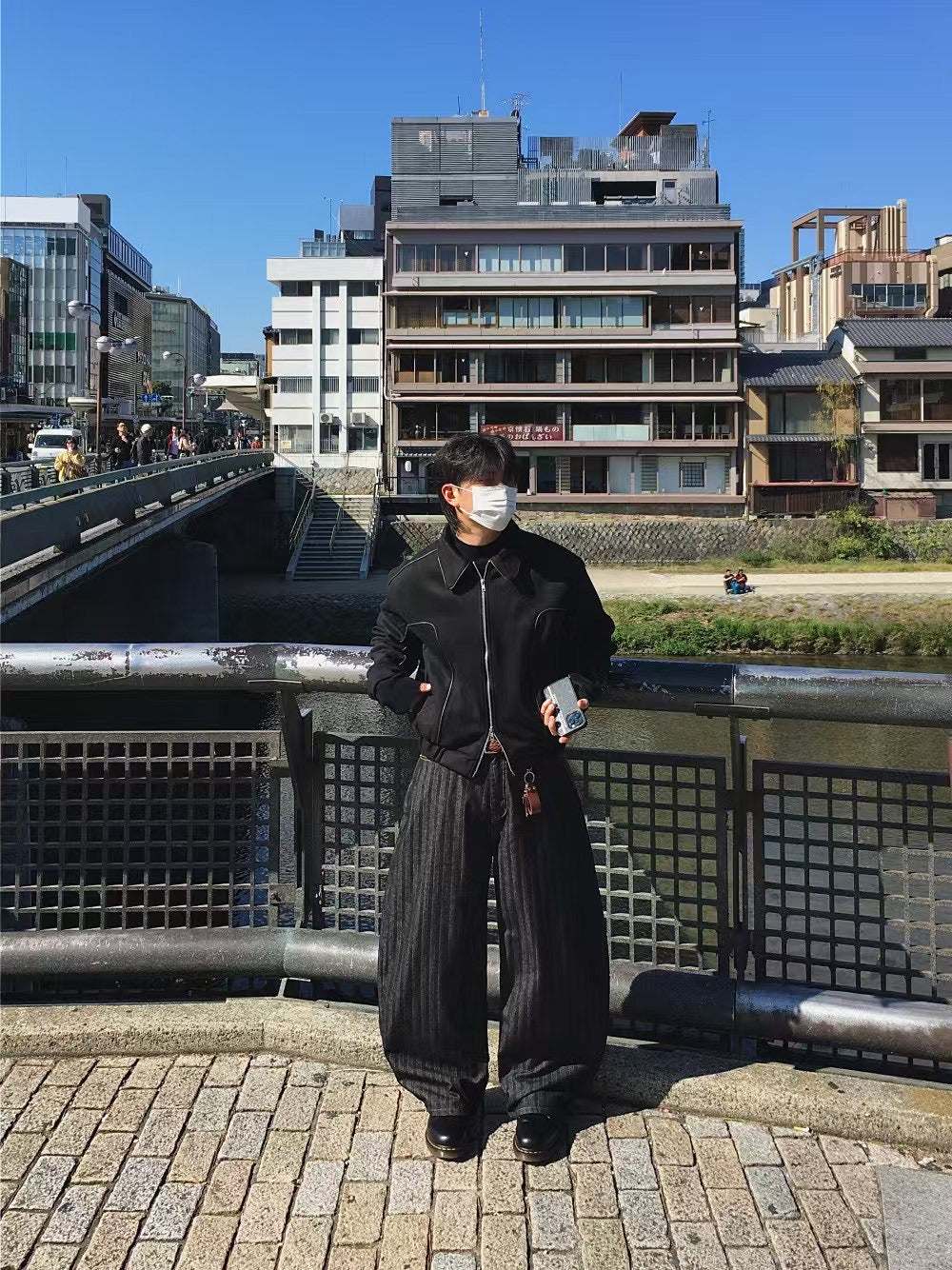 直條紋彎刀牛仔褲