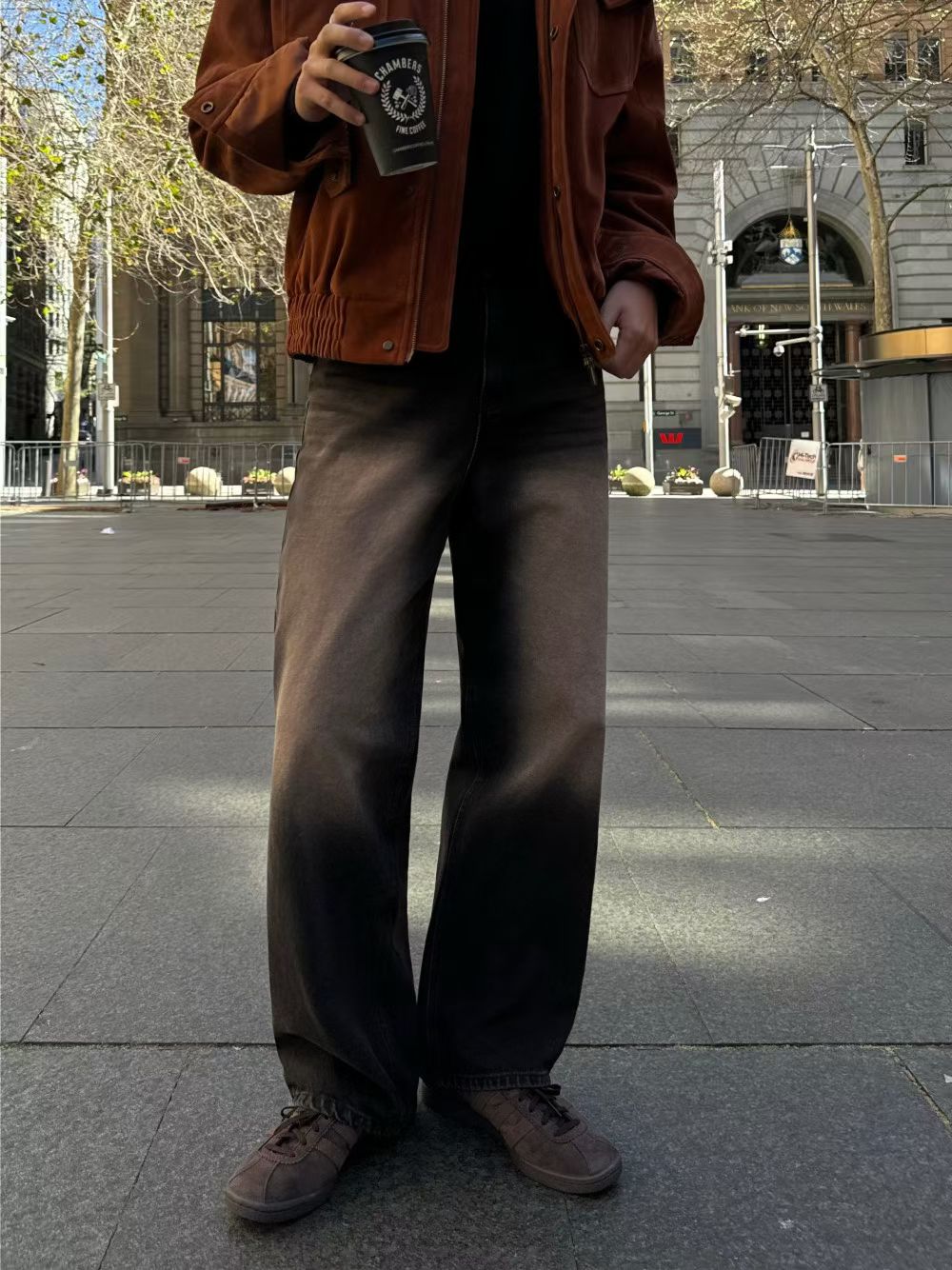 造舊洗水牛仔褲