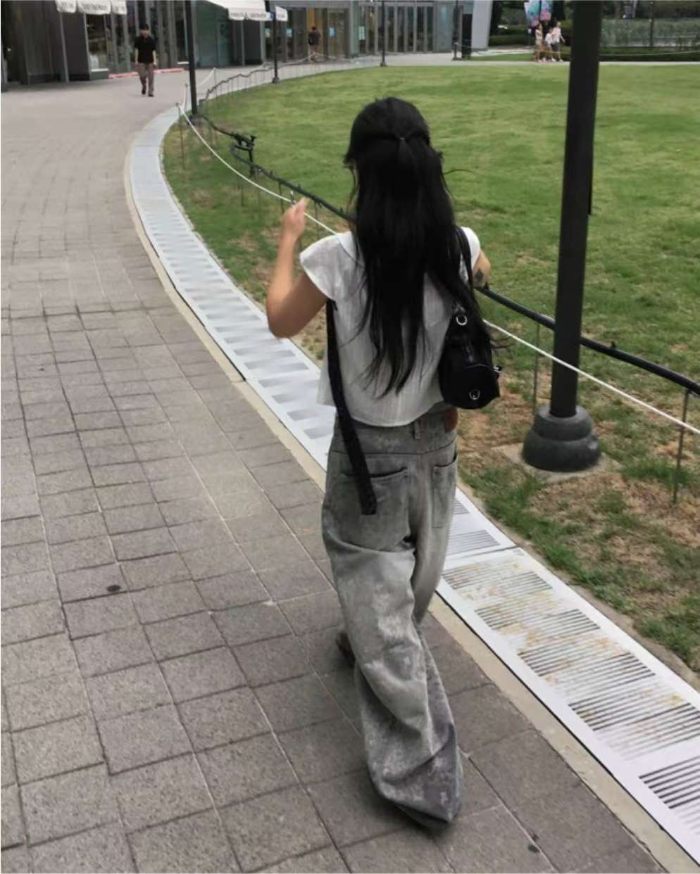 灰色豹紋牛仔褲