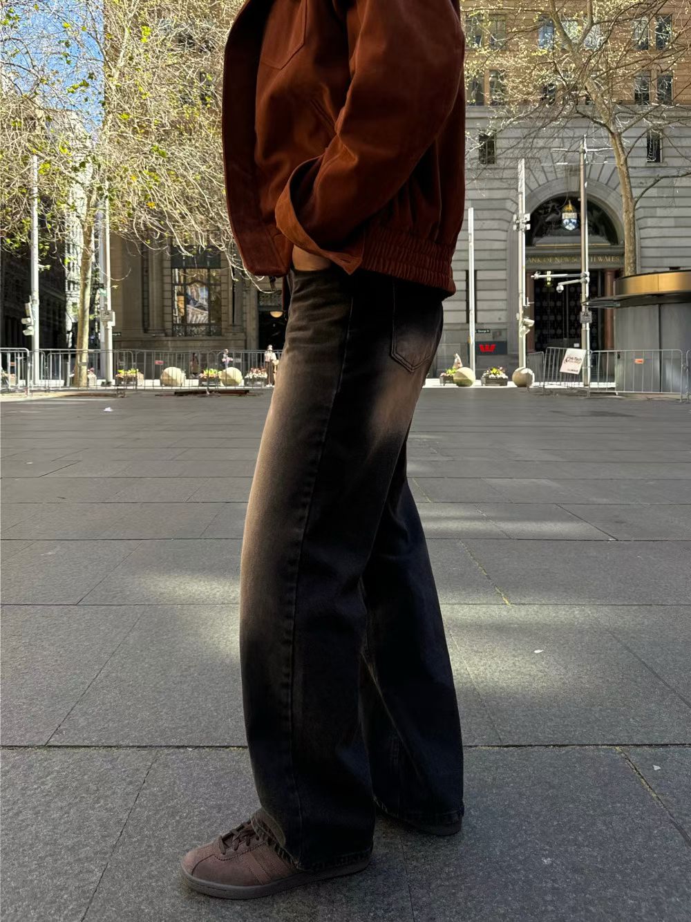 造舊洗水牛仔褲