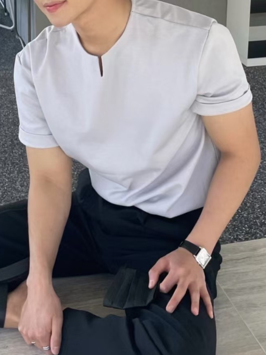 亨利缺口領純色無鈕短袖上衣