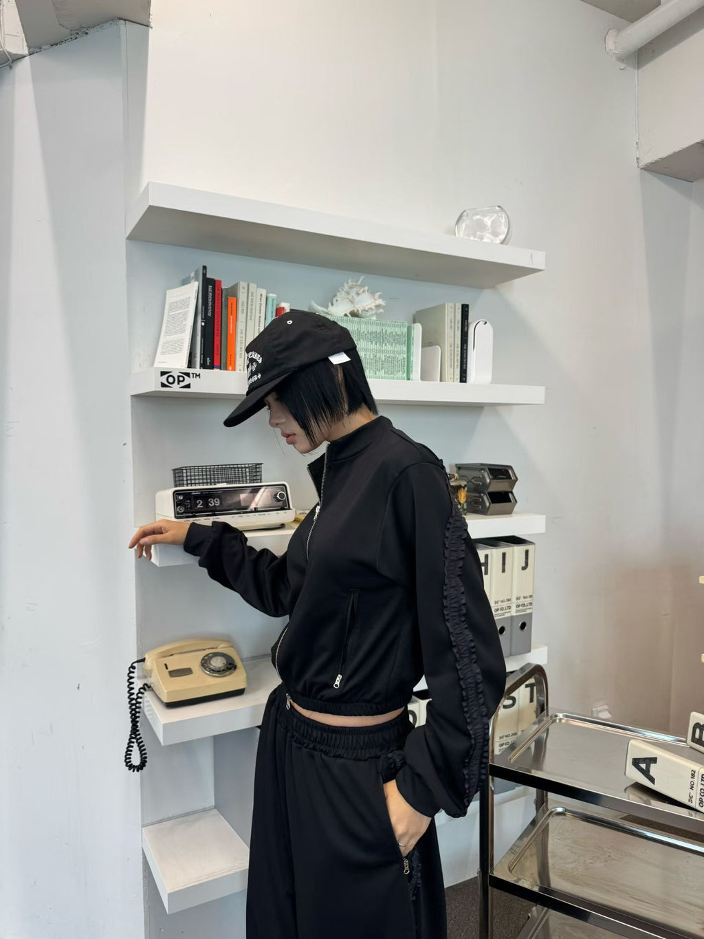 花邊運動風長褲