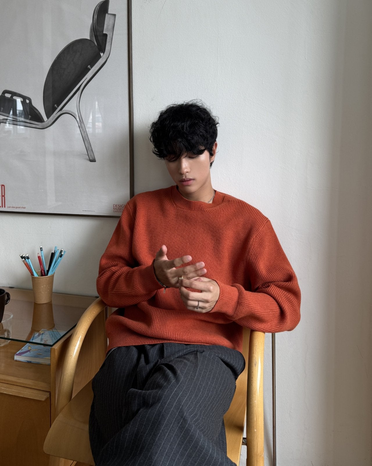 純色圓領針織上衣