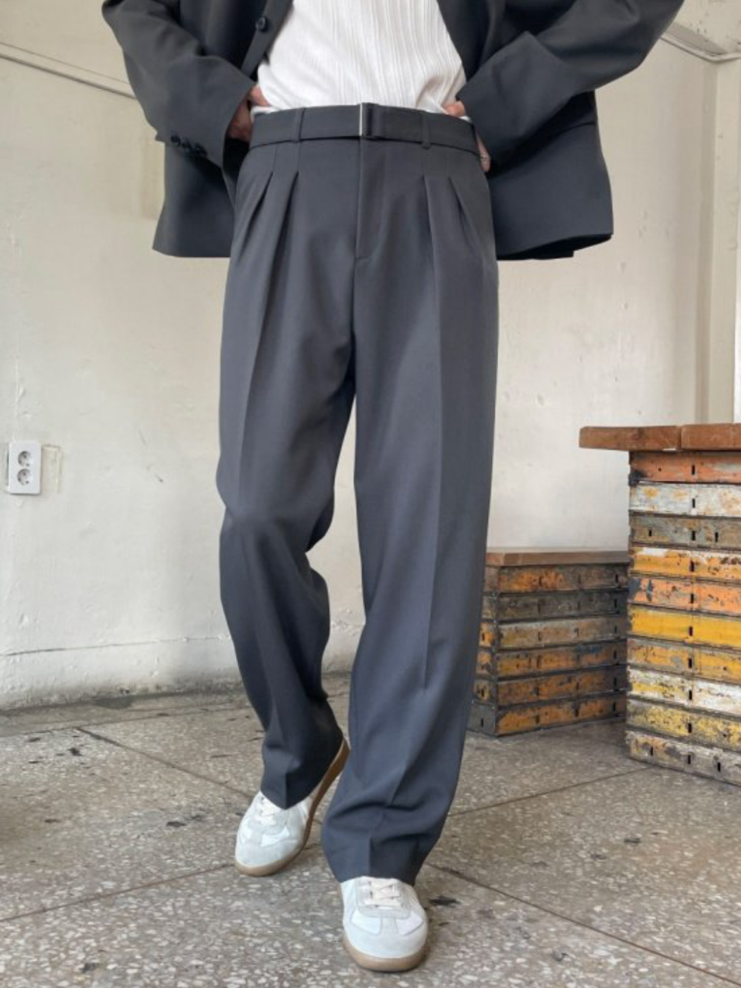 免皮帶直腳西褲