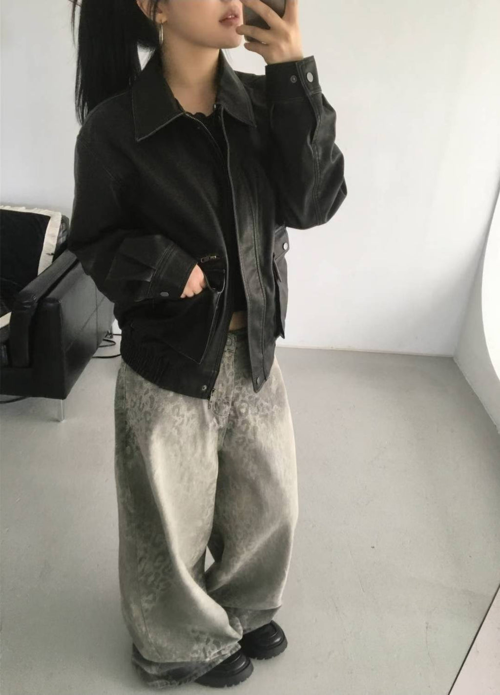 灰色豹紋牛仔褲