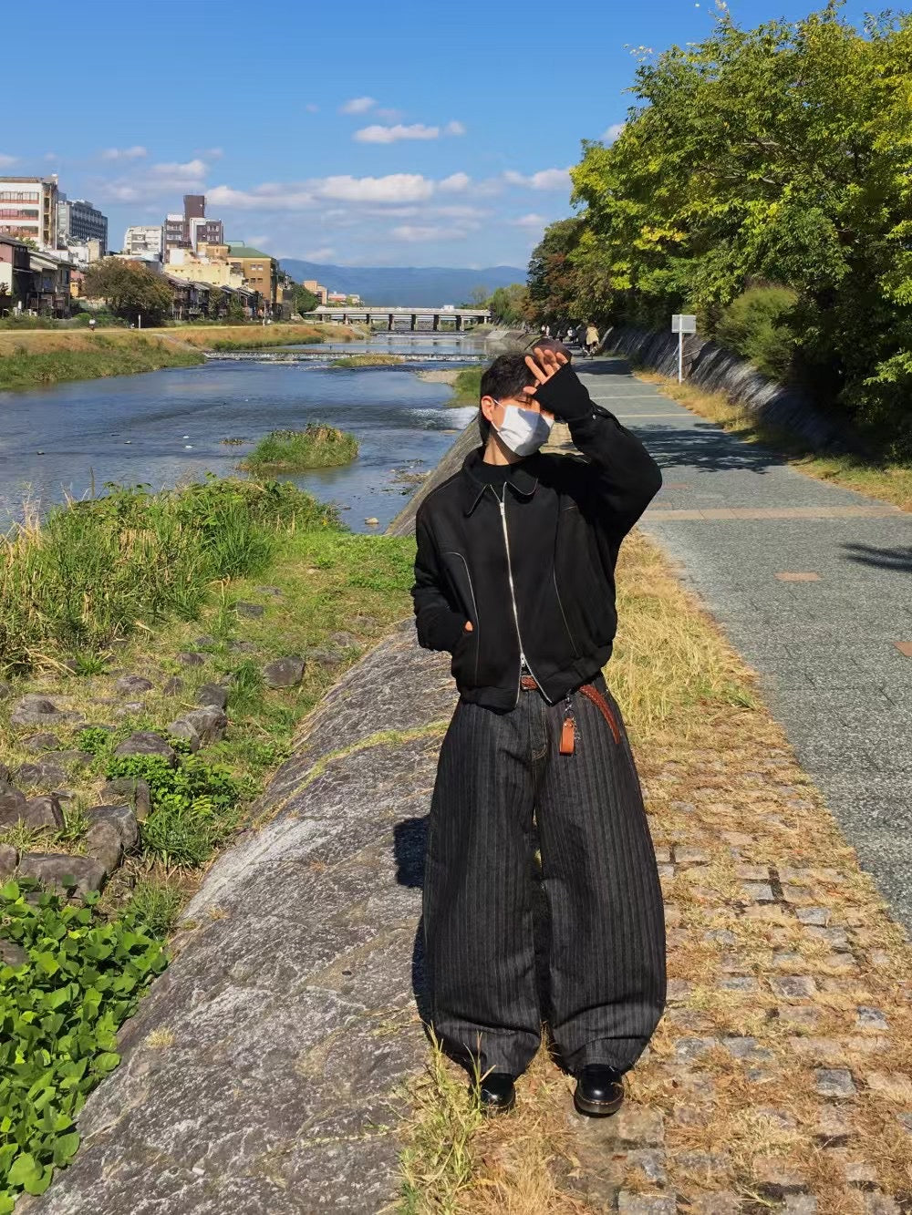 直條紋彎刀牛仔褲